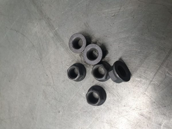 RACING NUTS M8